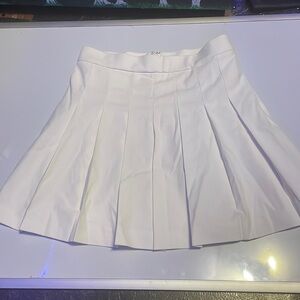 Cute never worn UNIQLO skirt